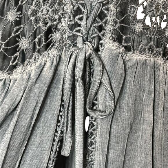 POL Blue Crochet Sleeveless Top-NWOT - Picture 5 of 7